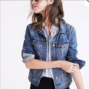 Madewell classic jean jacket, size large